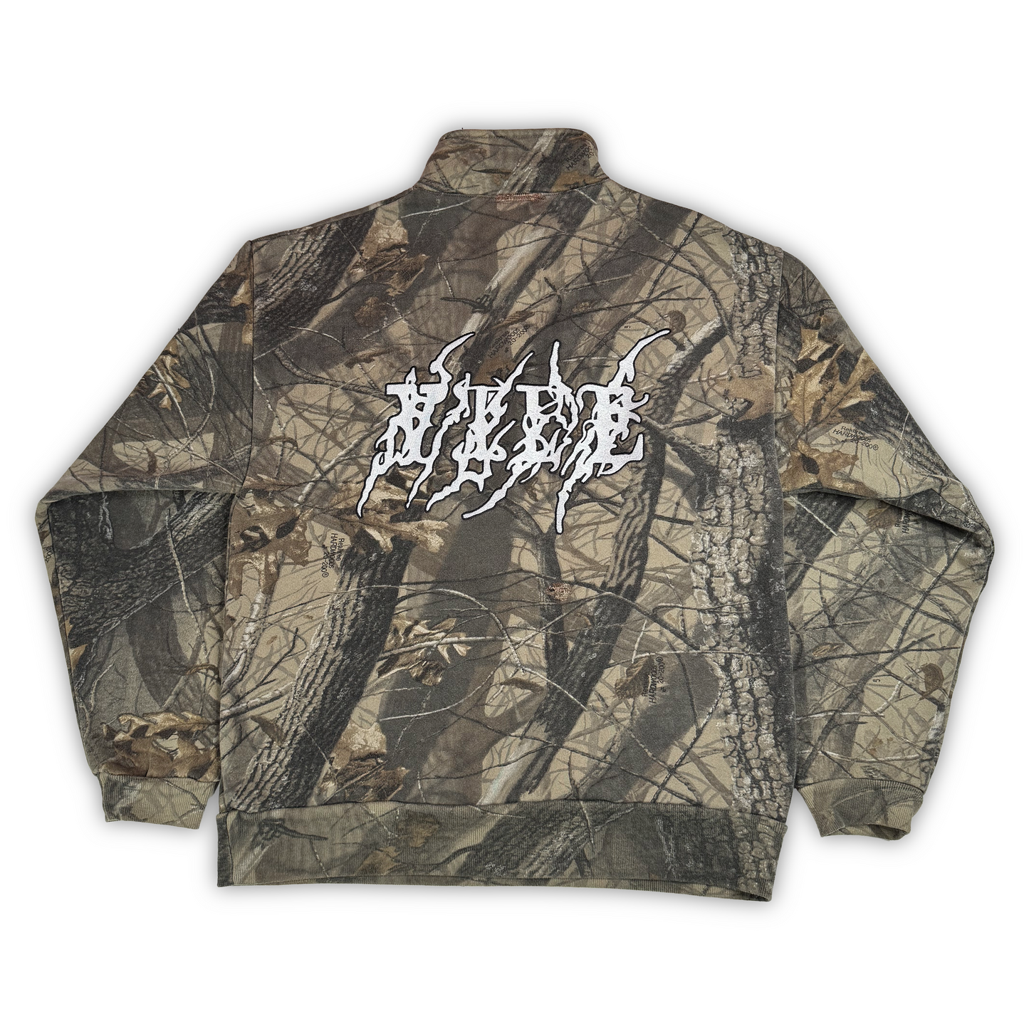 VFCC-02-[MEDIUM]-LOGOS-QUARTER-ZIP